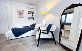 Blue Apartment Split