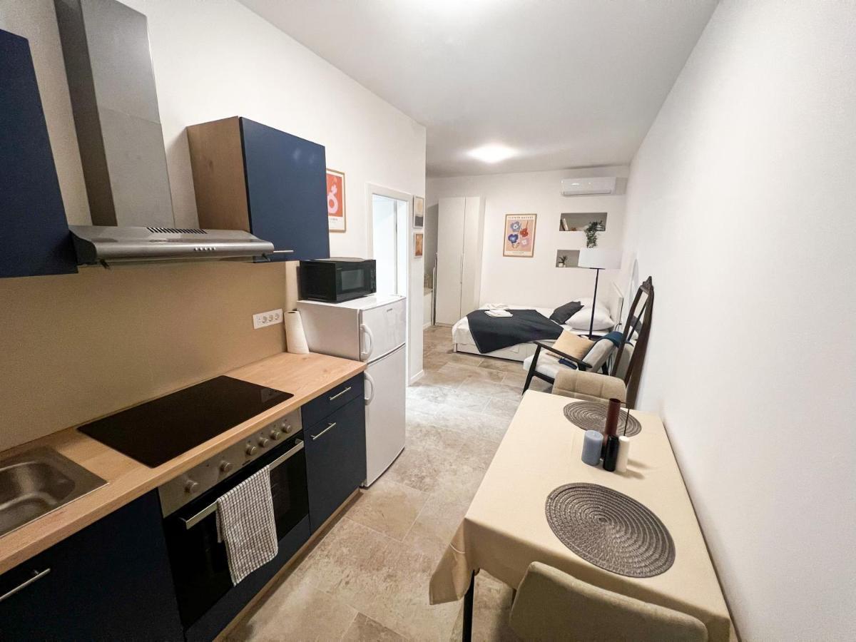 Blue Apartment Split Extérieur photo