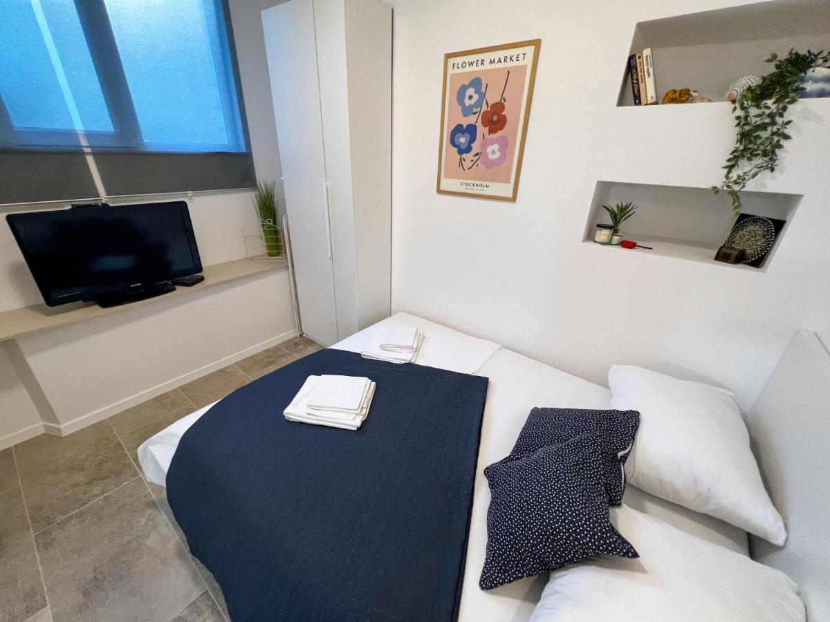 Blue Apartment Split Extérieur photo